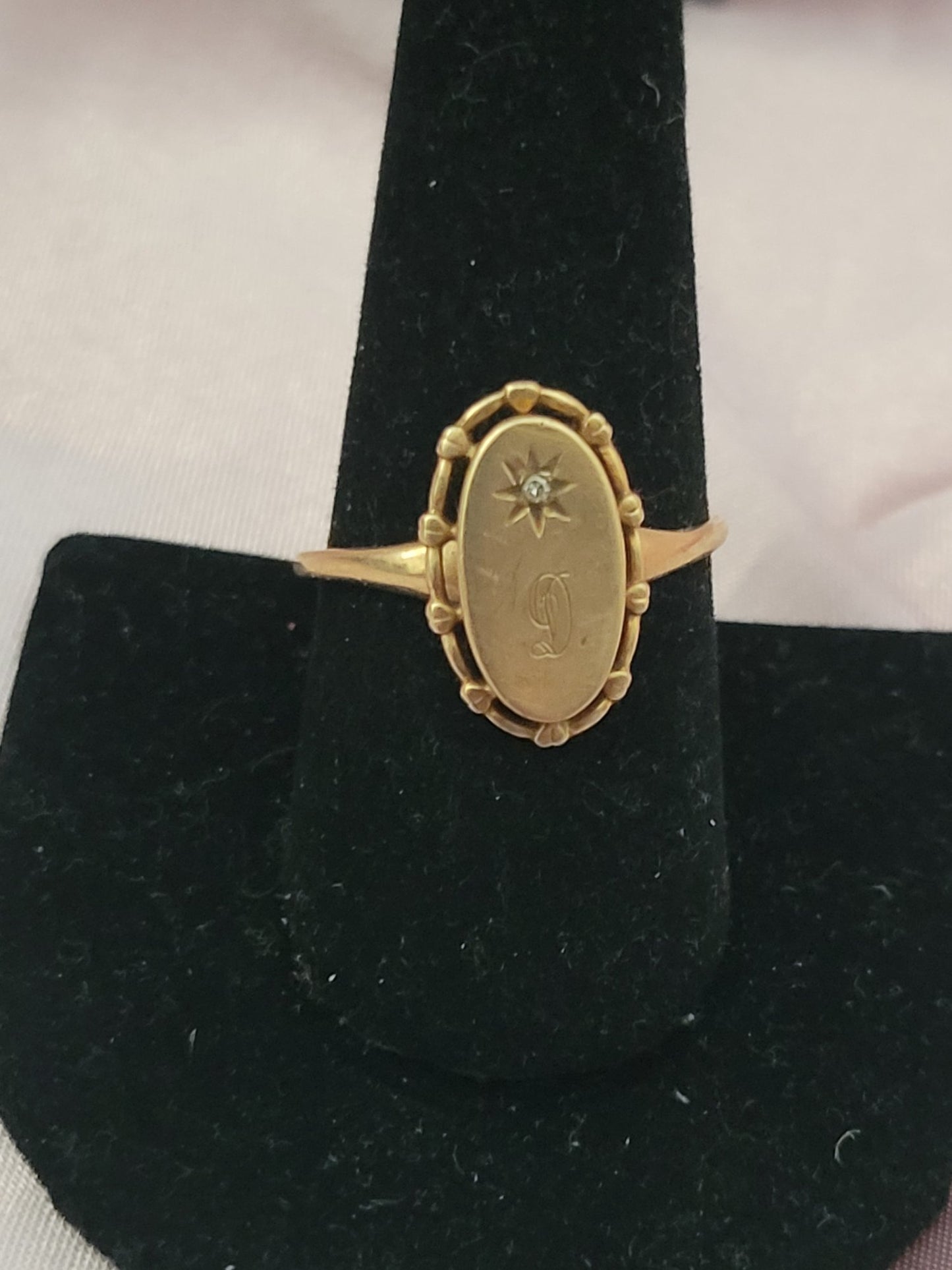 Vintage 10k Gold Diamond Ring with Starburst Detail and Script “D” Engraving