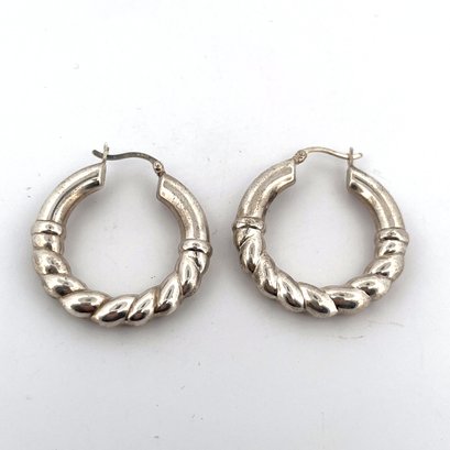 CHIC STERLING SILVER PUFFY HOOP EARRINGS