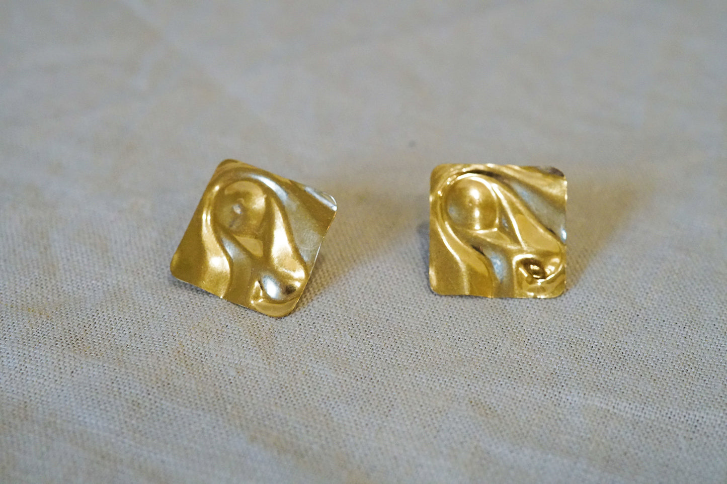 14k Gold Sculptural Square Earrings