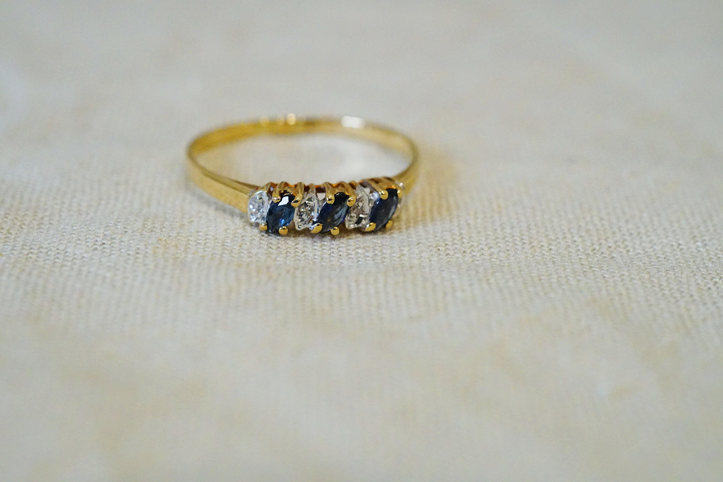 10k Gold Diamond and Sapphire Band