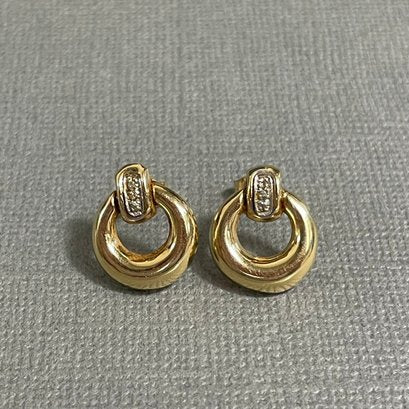 14k Yellow Gold Small Door Knocker Earring With Clear Stones