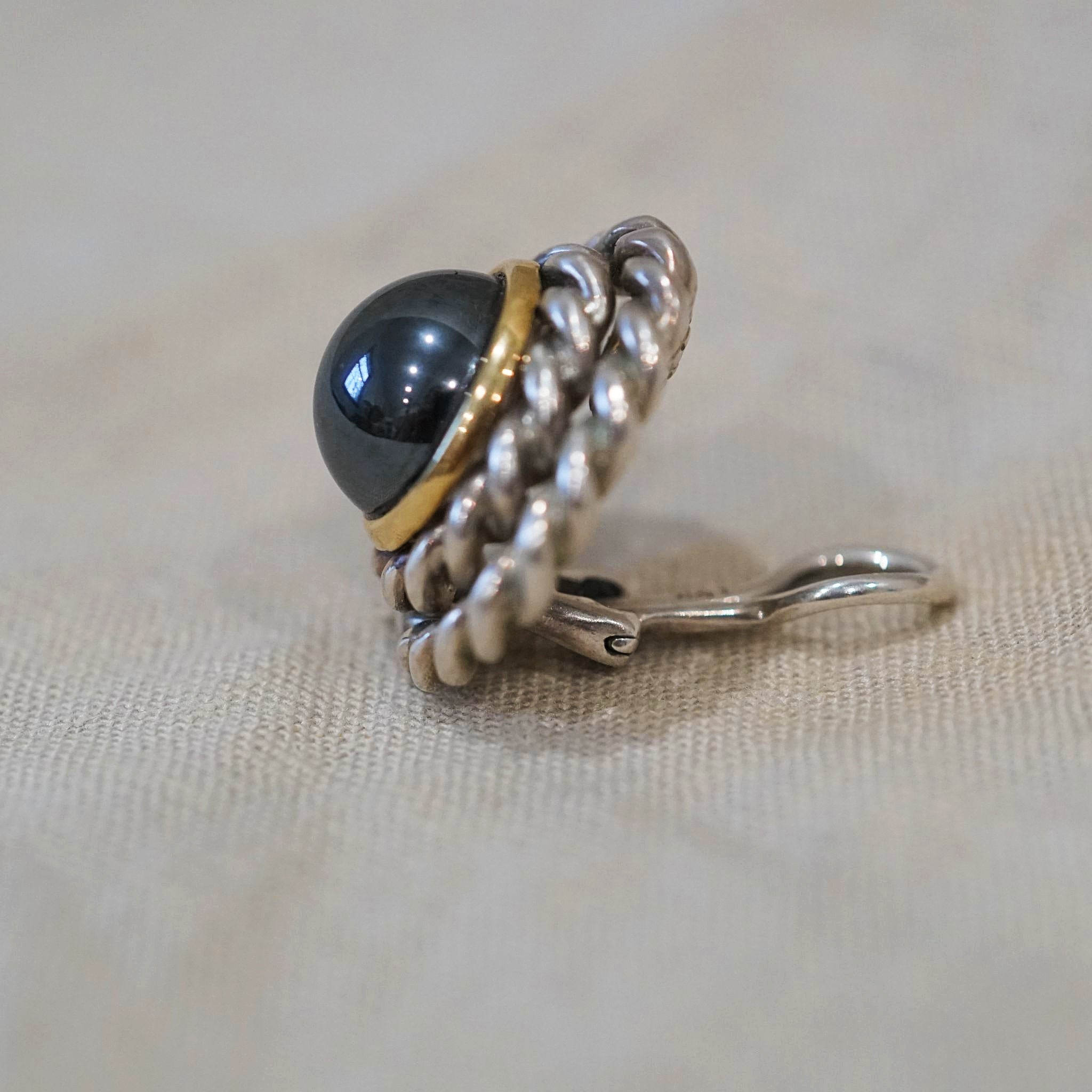 VINTAGE STERLING SILVER & 18K GOLD HEMATITE CLIP ON EARRINGS