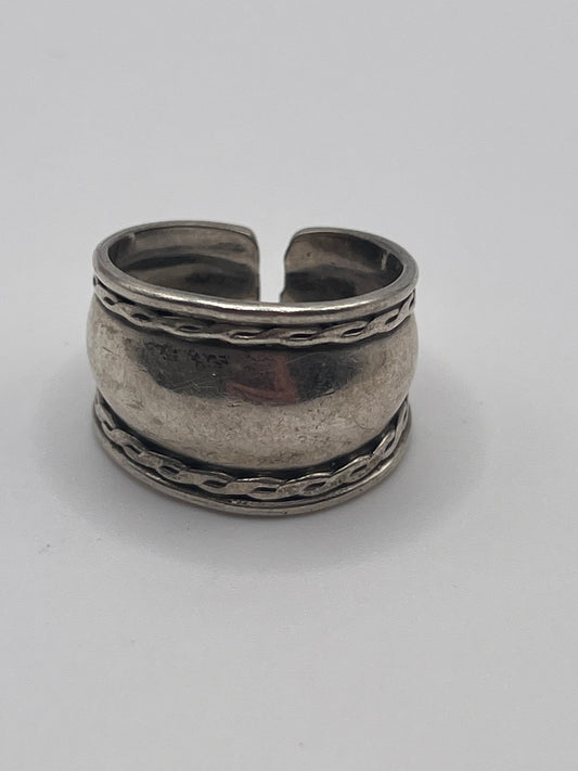 Sterling Ring Sz.7