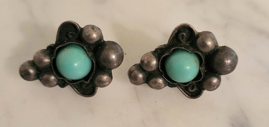 VINTAGE NATIVE AMERICAN GENUINE TURQUOISE & Silver SCREW ON EARRINGS